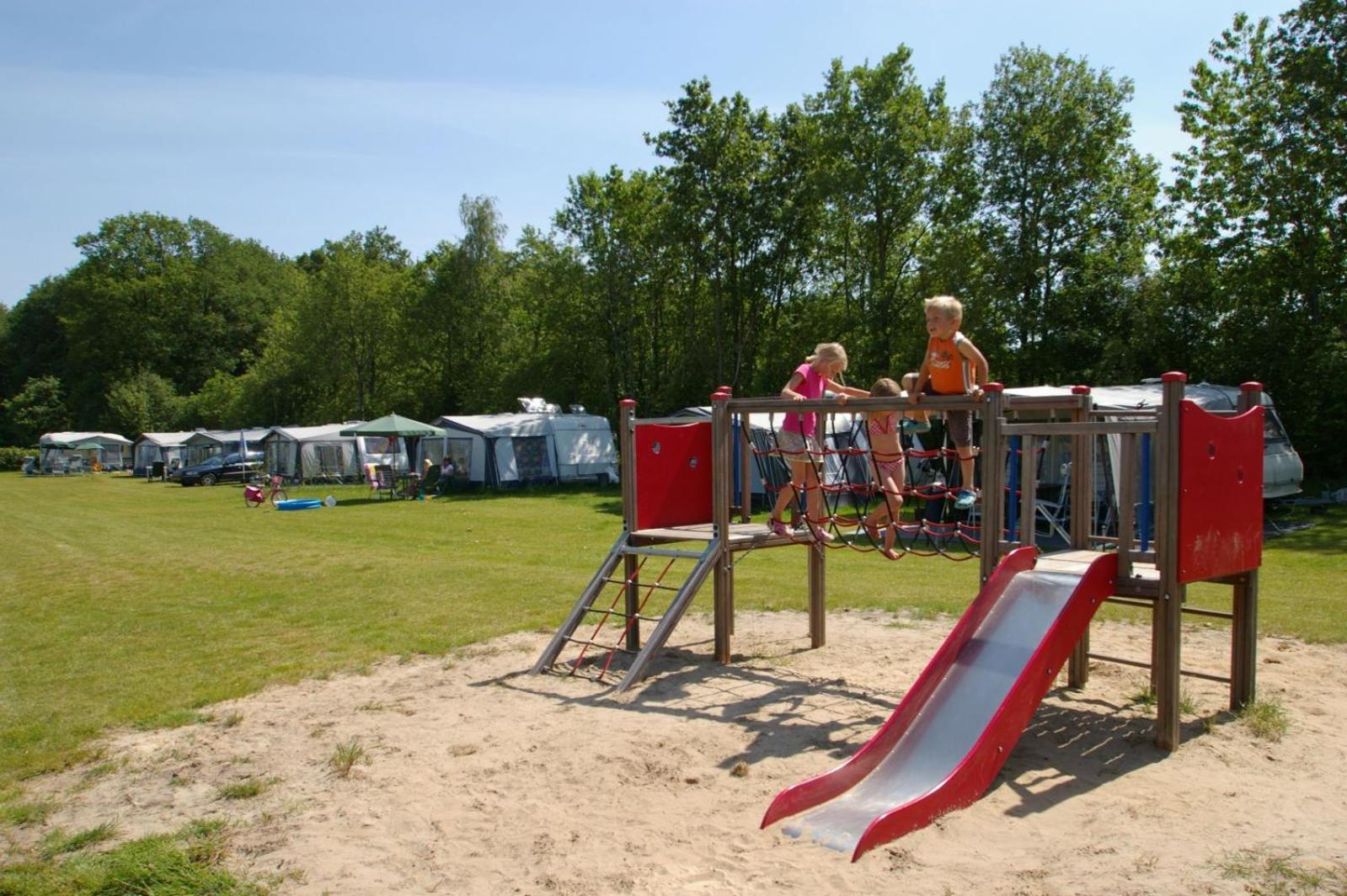 Camping De Reeenwissel Hoogersmilde Екстериор снимка